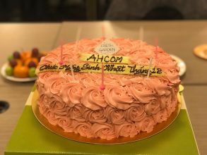 AHCOM tổ chức chúc mừng sinh nhật cho cán bộ nhân viên tháng 12/2018